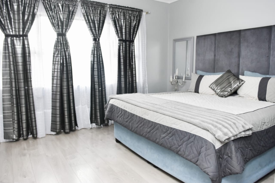 4 Bedroom Property for Sale in Abbotsford Eastern Cape